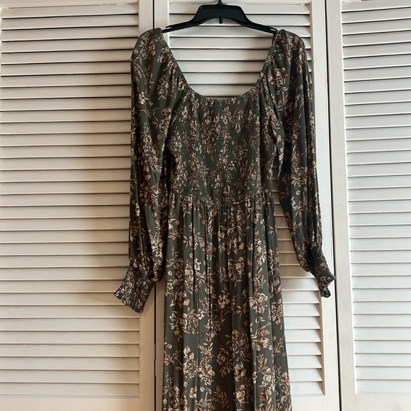 Three Bird Nest Happy Feelings Floral Long Sleeve Maxi Dress - Olive, Small - Picture 6 of 6